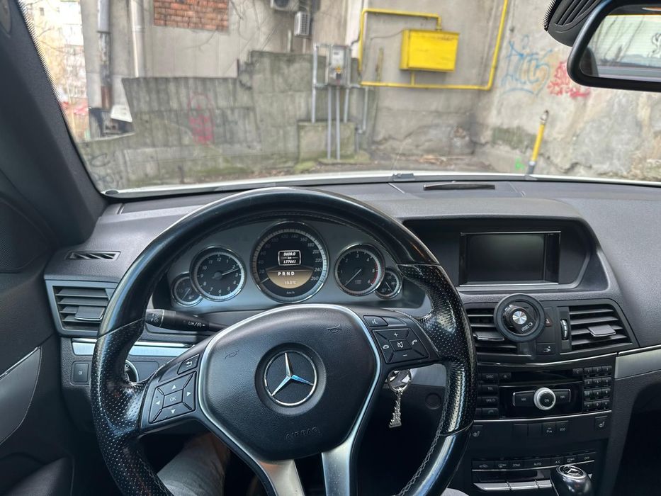 Mercedes-Benz E Al treilea proprietar