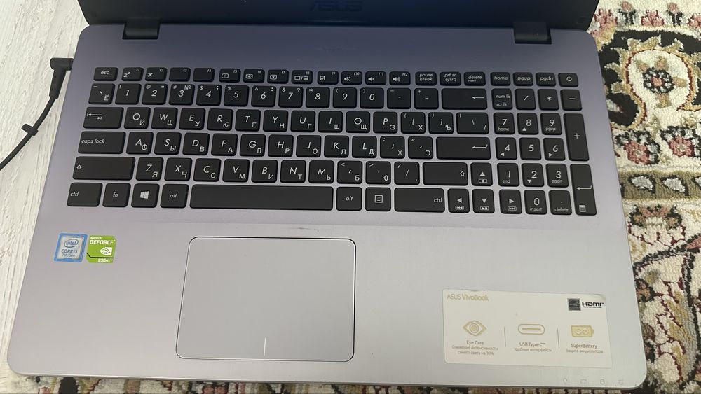 Ноутбук ASUS, модель X542UR, диагональ 15,6’’ + мышь, сумка, колонки