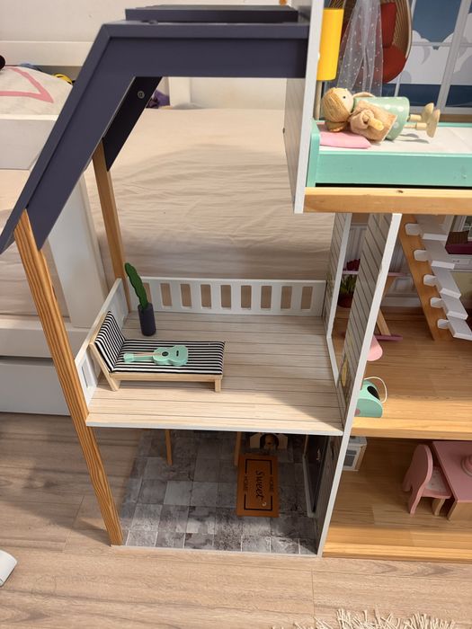 Vand casuta de papusi xxl din lemn cu mobilier