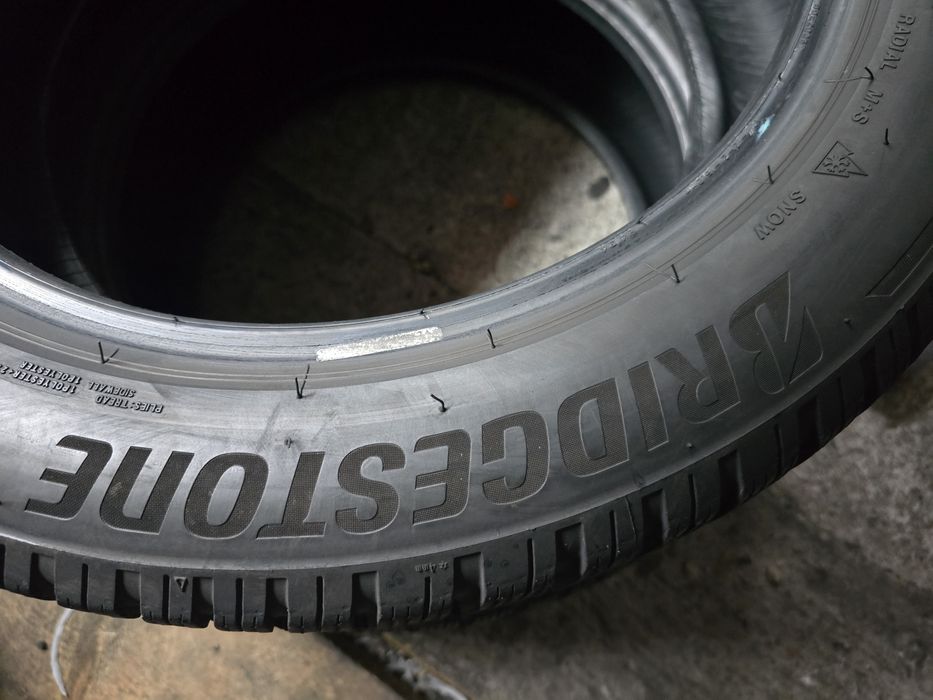 Bridgestone 205/55 R17 95V MS iarnă