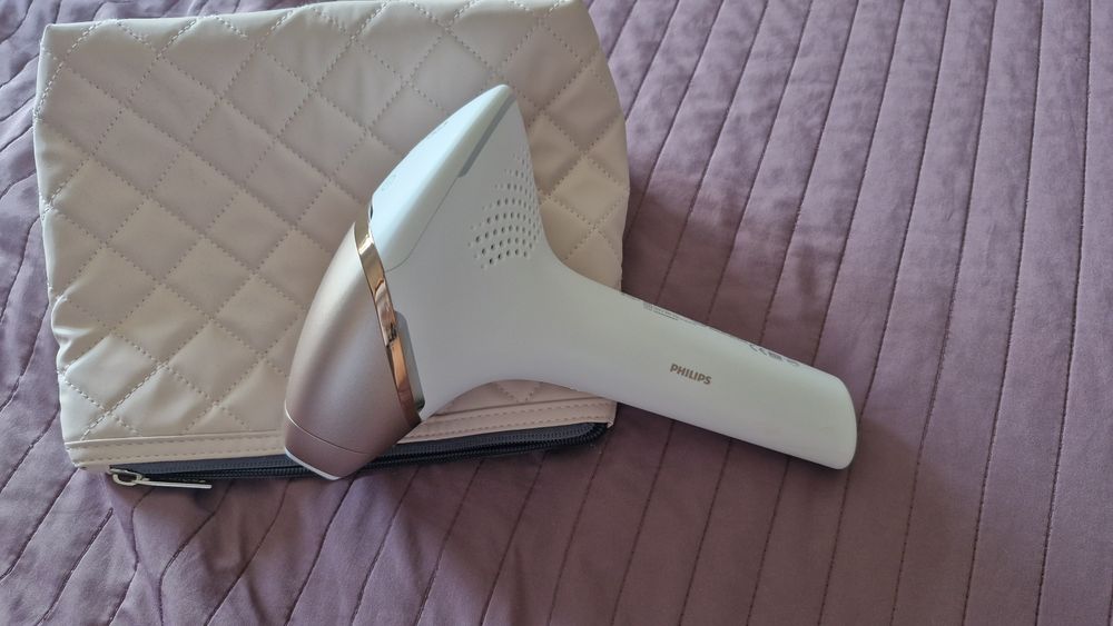 Фотоепилатор Philips Lumea Series 9900 BRI973/00 (SenseIQ)
