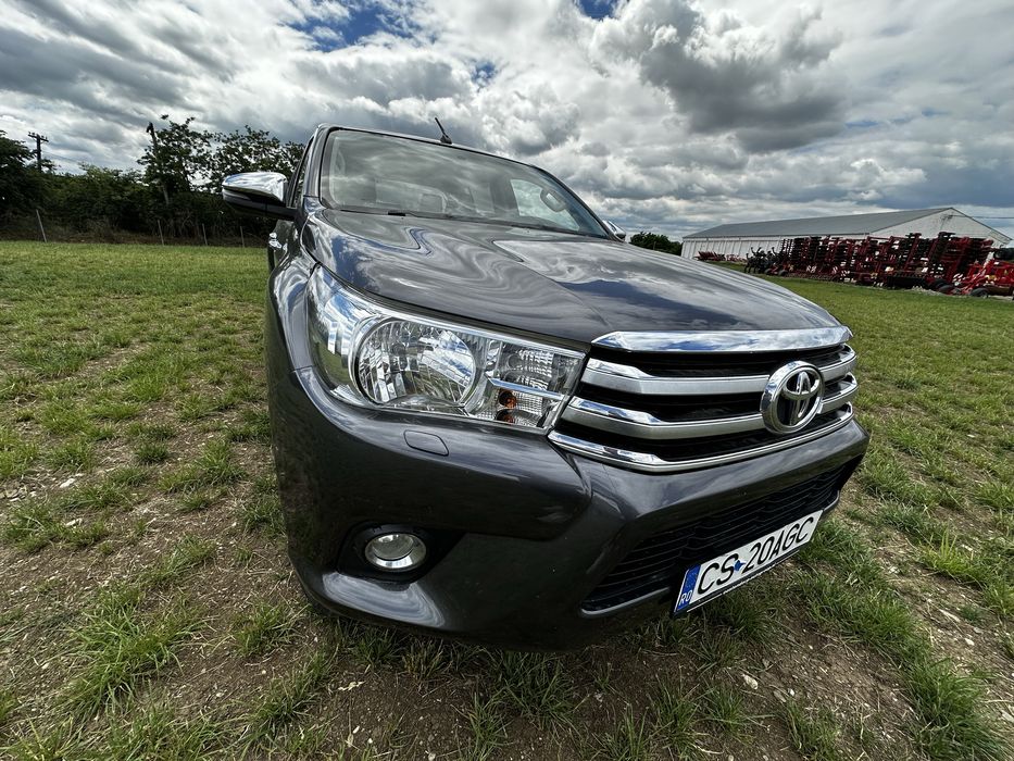 Toyota Hliux 2.4
