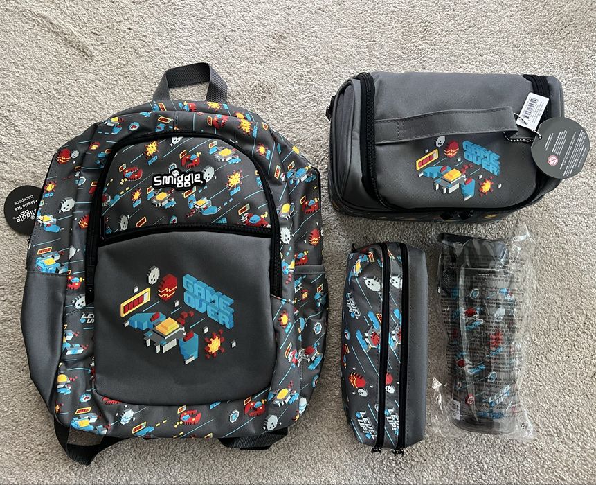 SMIGGLE комплект за момче