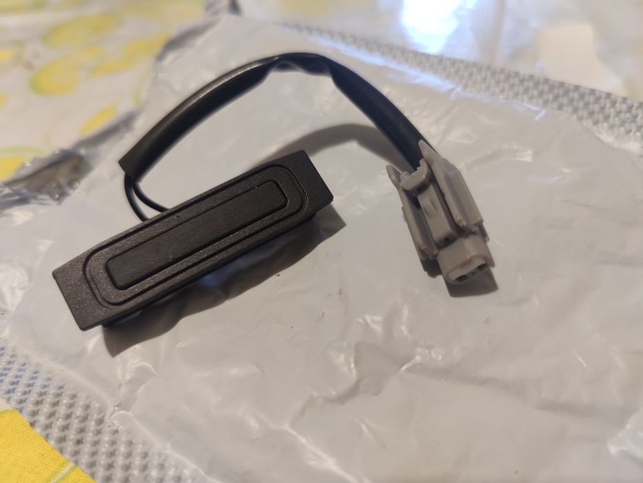 Senzor portbagaj nou(nefolosit) Nissan Qashqai J10