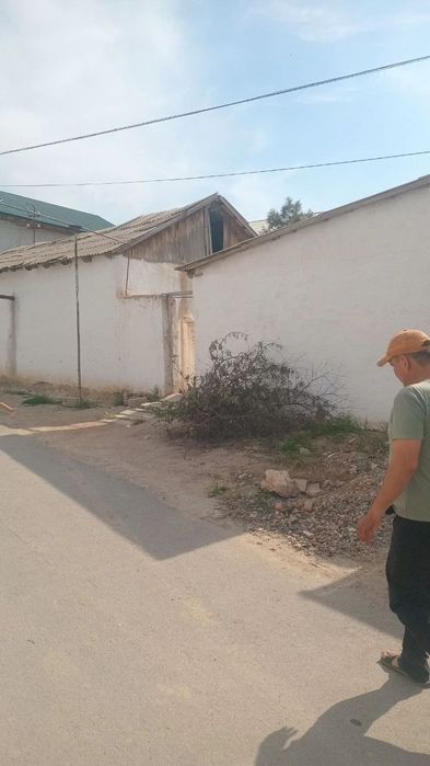 Ховли сотилади вагзал навои