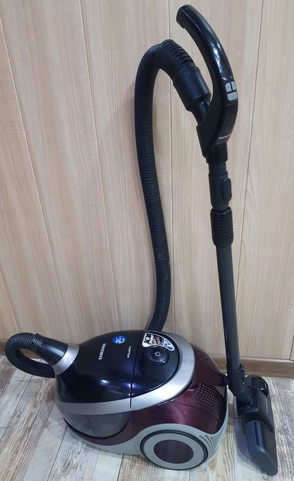Продаётся пылесос