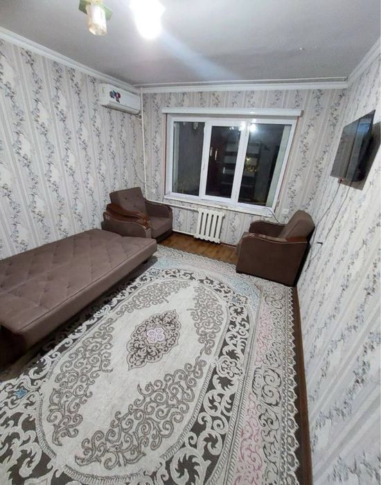 Чиланзар 1 кв Мукими. 1 комнатная Кирпич