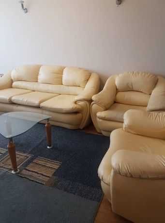 Дава се под наем Тристаен апартамент в Бургас, Център - 85 кв.м за 250 € - Снимка #3