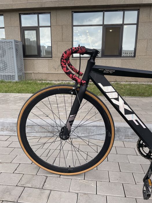 Fixed gear JIXF AT-7