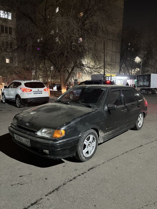 Продам машину Lada 2114