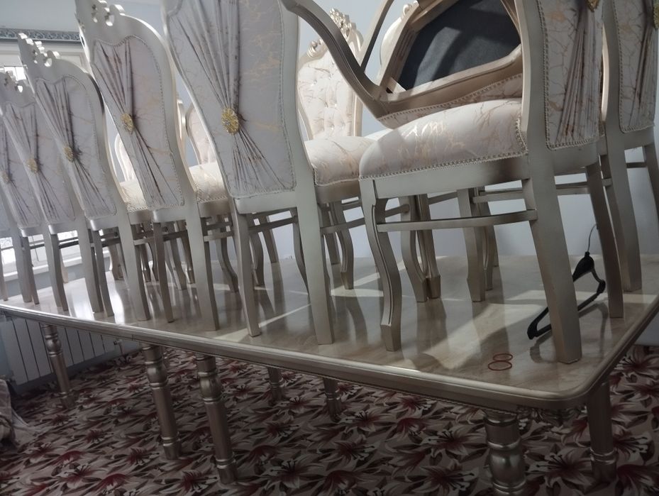 Stol stullar sortiladi