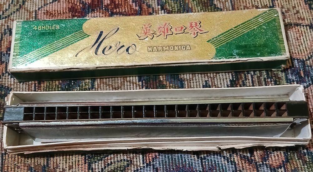 Vând urgent 2 buc muzicuta