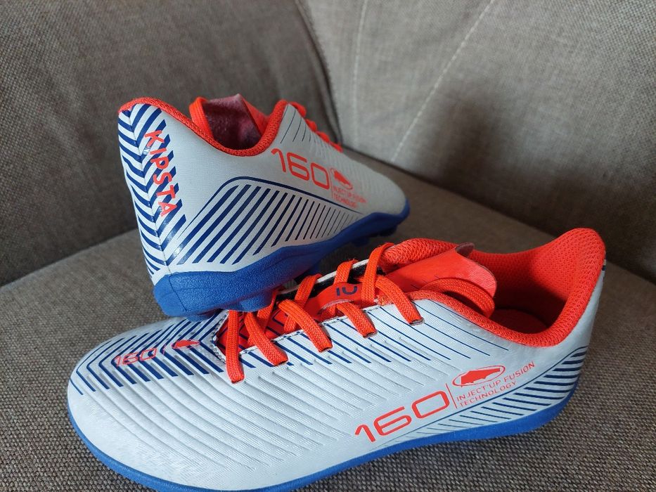 Ghete de fotbal Kipsta nr 35