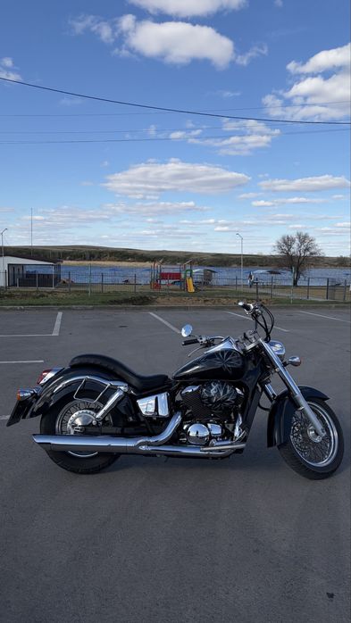 Honda shadow 400