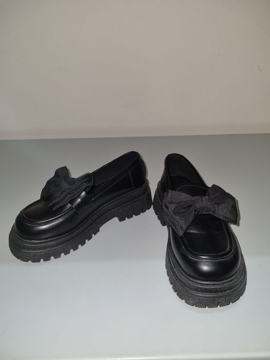 Продам ботинки 36го размера