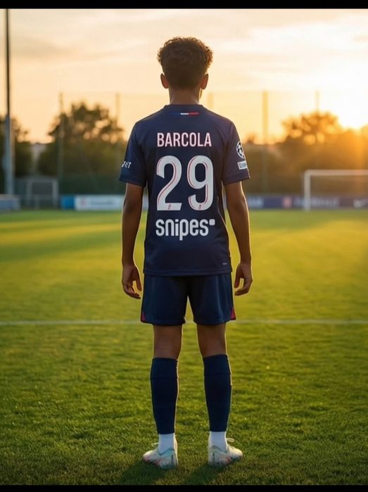 PSG детско юношески футболни екипи