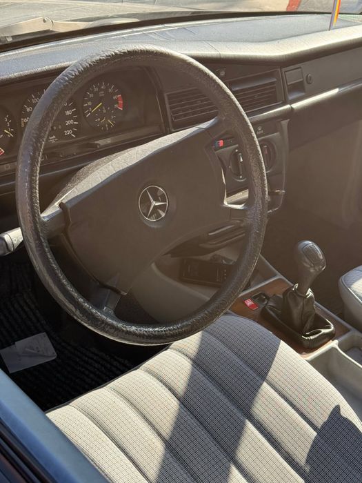 MERCEDES-BENZ 190 1986 — imagine 5