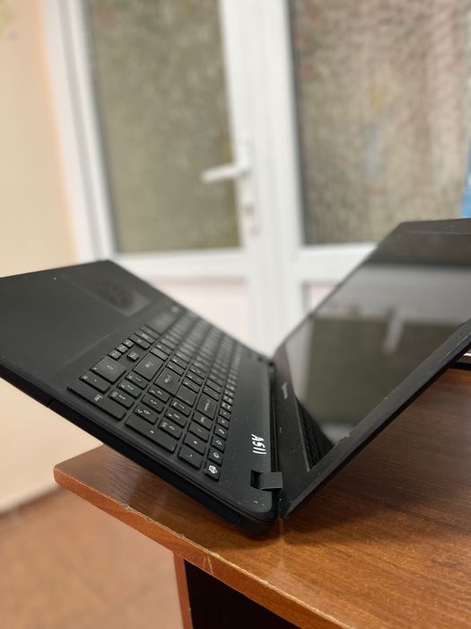 Ноутбук Packard Bell