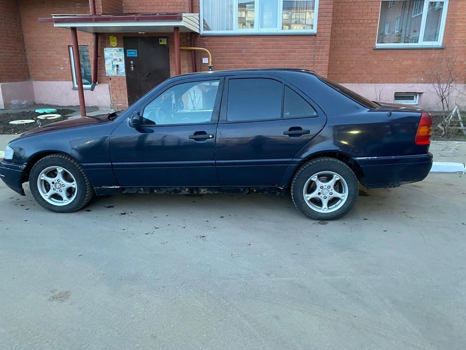 Продам Мерседес с 180