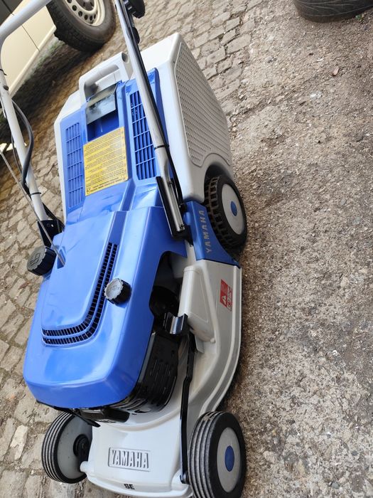 Самоходна бензинова косачка