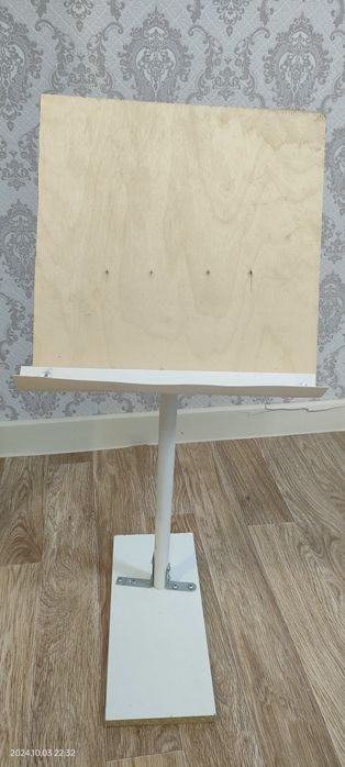 Продается подставка для книги Корана.