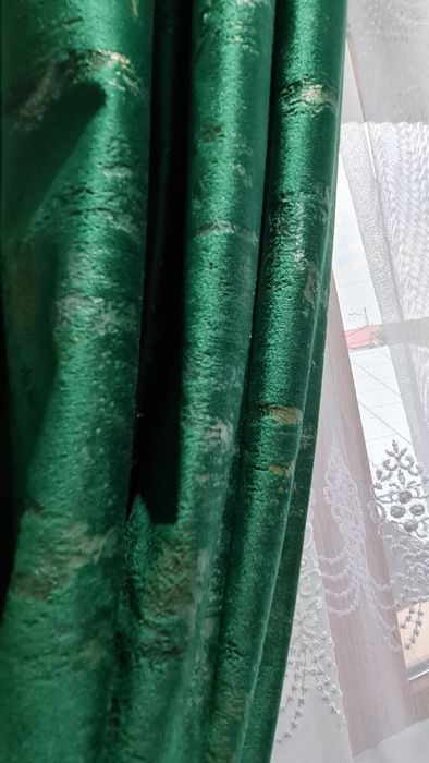 Draperii verzi noi