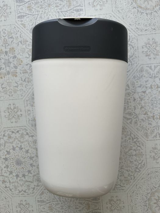 Кош за използвани пелени Tommee Tippee Twist & Click