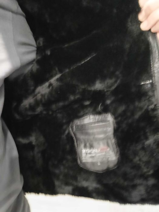 Продам кожаная дублёнка Турция