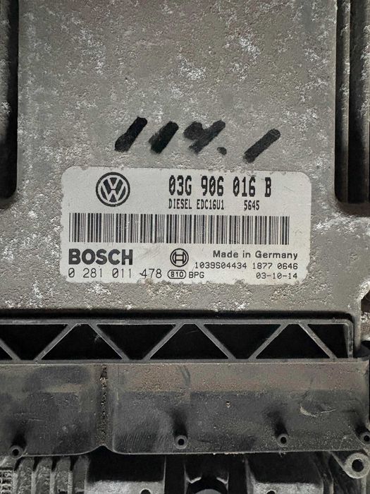Компютър еку ecu електронен блок двигател Голф 5 1.9тди 105кс BKC