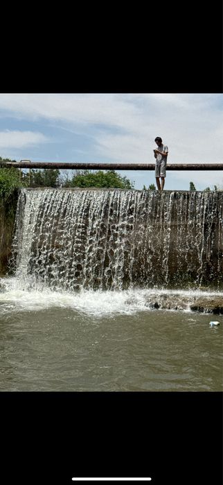 Azadbosh 6 sotix suvni bo’yida, dacha qilishga zo’r  Azadbash