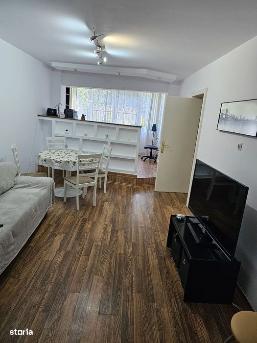 Apartament cu 3 camere, zona Cornisa, mobilat utilat