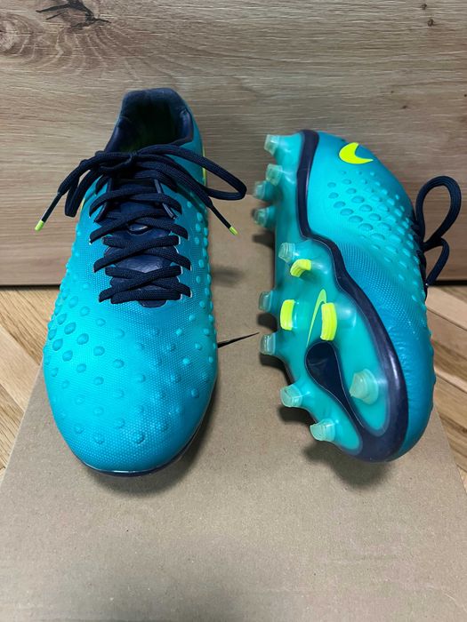 nike magista OPUS II ACC elite бутонки ,калеври ,футболни обувки номер 42,5