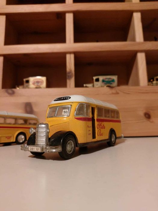 Макети на автобуси