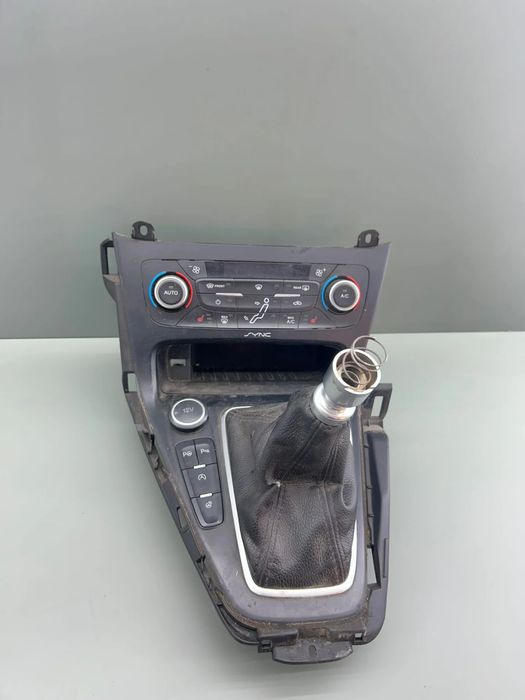 Consola centrala F1ET18C612DE / F1EBA044H83A Ford Focus