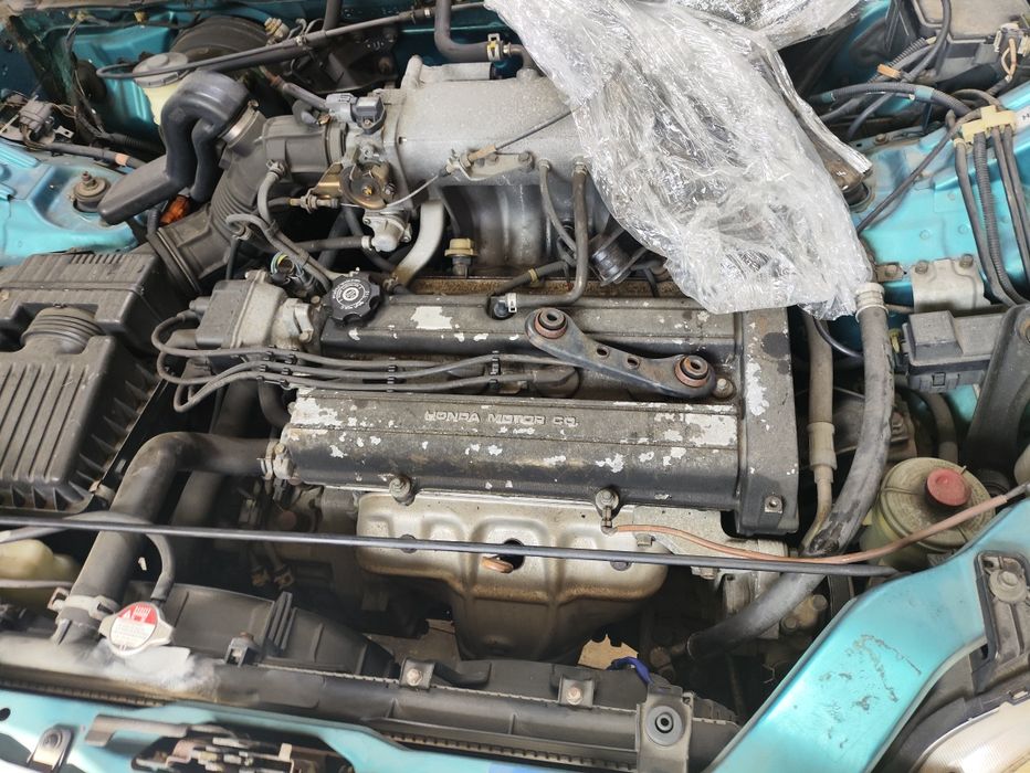 Продам запчасти на хонду црв