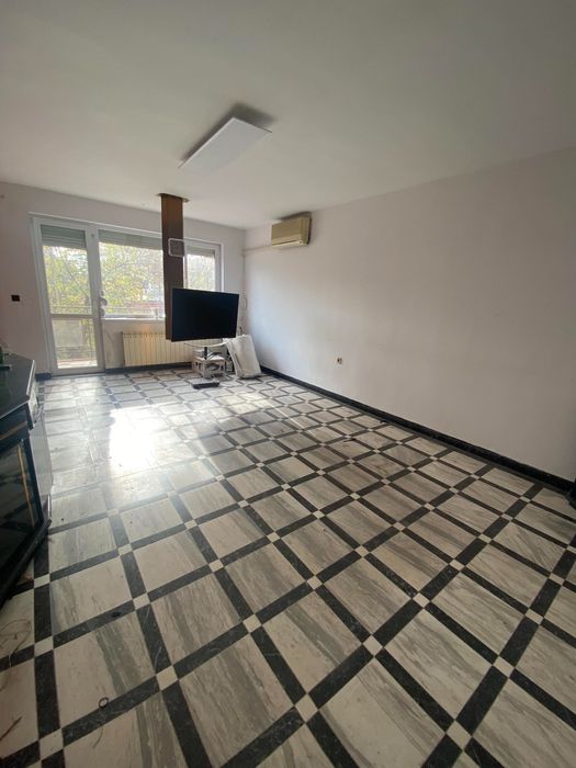 Продава се Къща в София, Левски - 190 кв.м за 1843 €/кв.м - Снимка #12