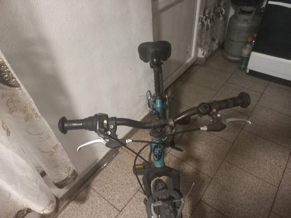 Vând Bicicleta Foarte Buna