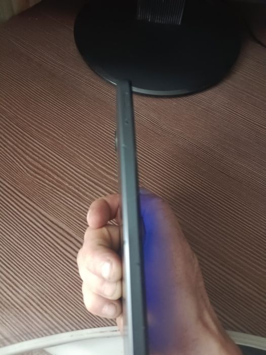 Продам сотовый телефон