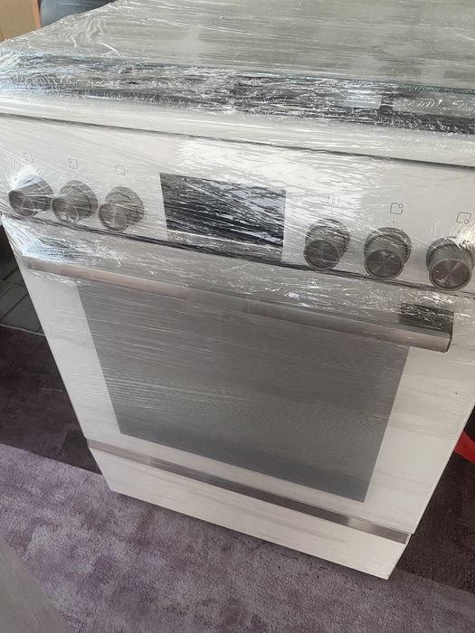 Продам газовую плиту