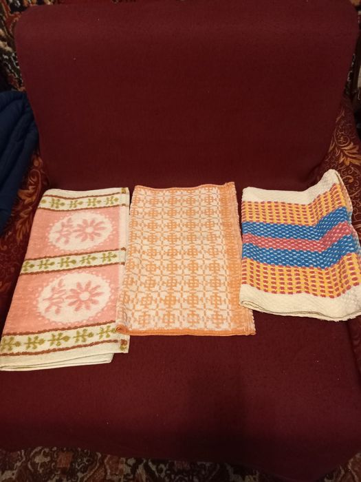 Полотенца махровые советские.