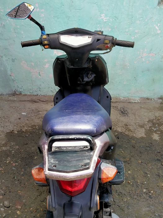 Продам скутер 80 кубовый