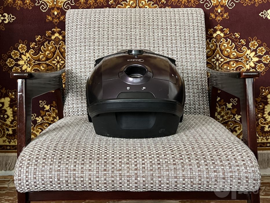 Пылесос Midea MKZC17M