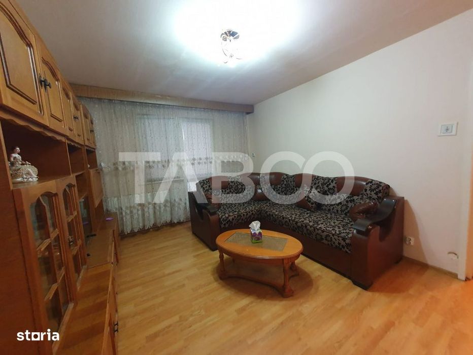 Apartament 3 camere 76 mp utili cu balcon 4 mp zona Tudor Vladimirescu