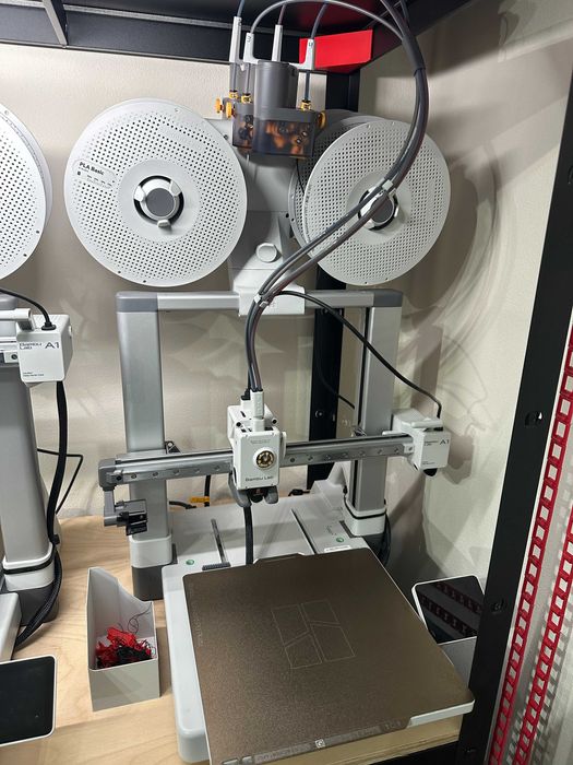 Bambu Lab A1 + AMS Lite – imprimantă 3D hobby, stare foarte bună