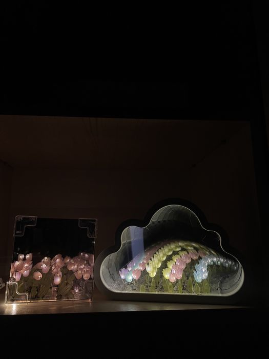 НОЧНИК ТЮЛЬПАН 3D Бесконечные тюльпан