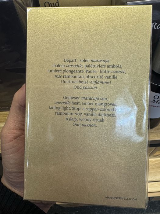 Maison Crivelli Oud Maracuja Hibiscus Mahajad