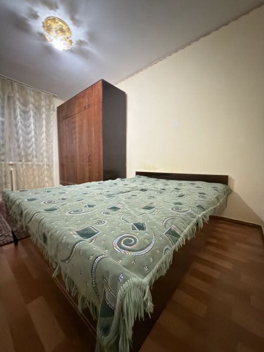 срочно продам двуспальную кровать