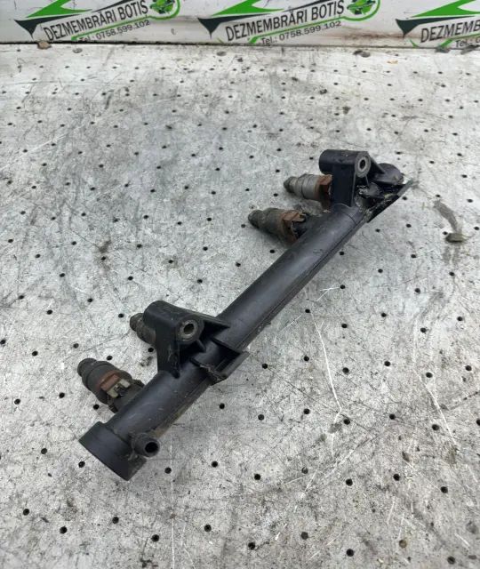 Rampa injectoare 047133319 Volkswagen VW Fox 2008 1.2 MT (55 hp)