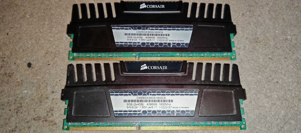 Kit memorie ram DDR3 2X4GB