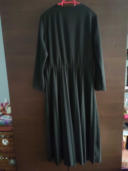 Дамска черна рокля M